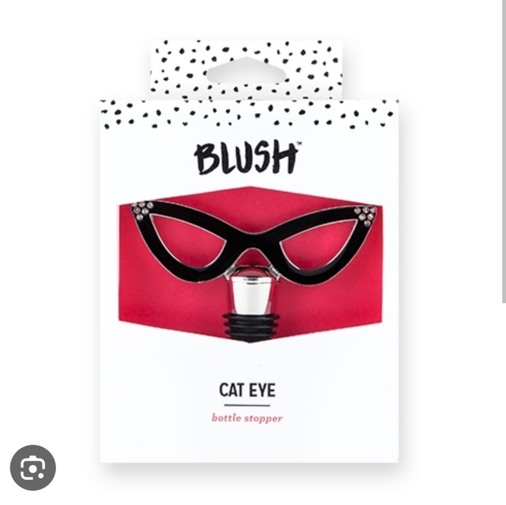 ⭐️40% Off⭐️ Blush Cat Eye Bottle Stopper